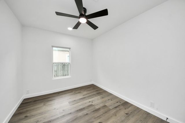 11707 Greenglen Drive, Houston, TX 77044