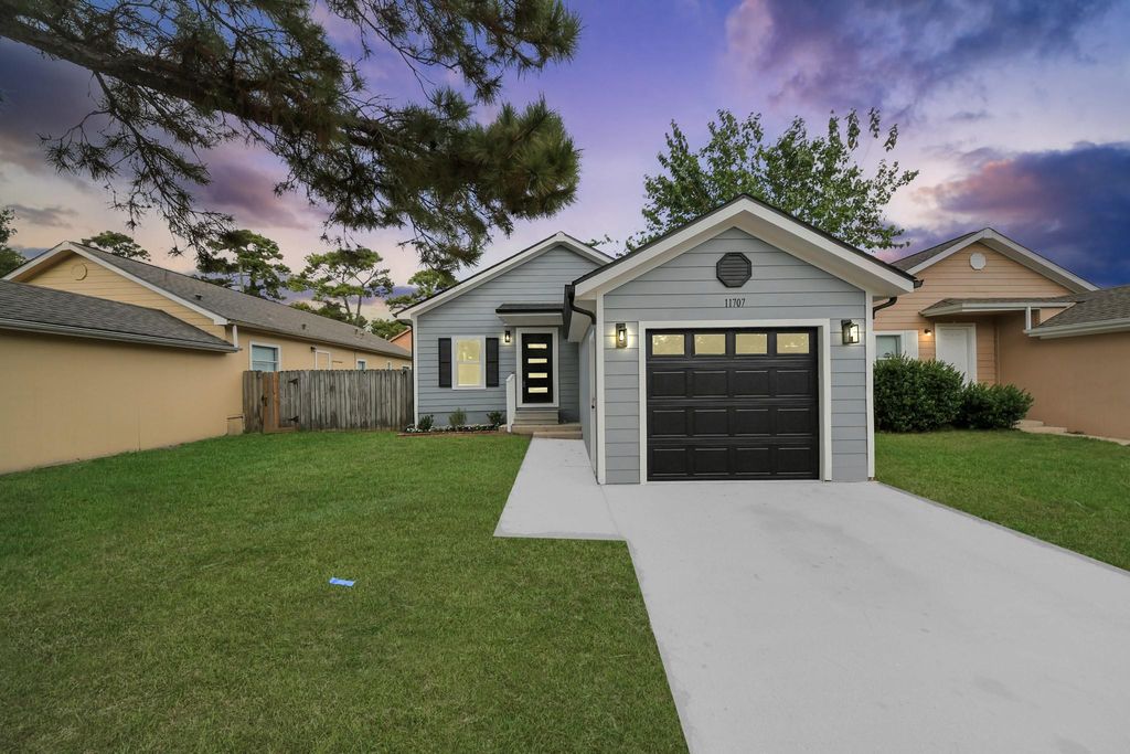 11707 Greenglen Drive, Houston, TX 77044
