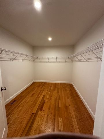 56 Dudley Rd, Billerica, MA 01821