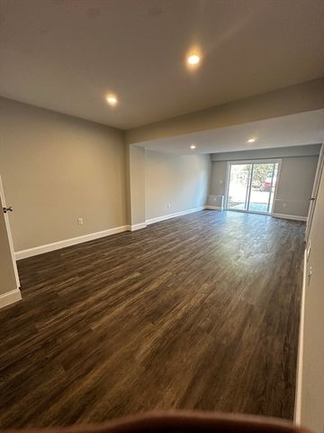 56 Dudley Rd, Billerica, MA 01821