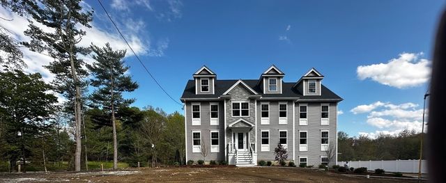 56 Dudley Rd, Billerica, MA 01821