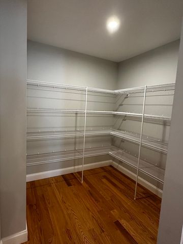 56 Dudley Rd, Billerica, MA 01821