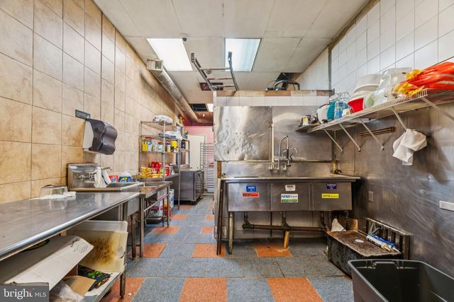 4323 LANCASTER AVE., Philadelphia, PA 19104