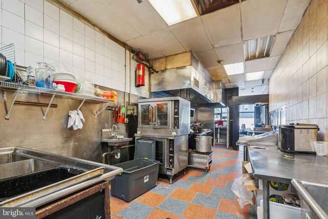 4323 LANCASTER AVE., Philadelphia, PA 19104