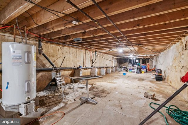 4323 LANCASTER AVE., Philadelphia, PA 19104