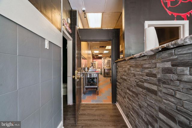 4323 LANCASTER AVE., Philadelphia, PA 19104