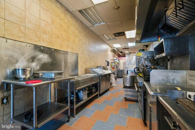 4323 LANCASTER AVE., Philadelphia, PA 19104