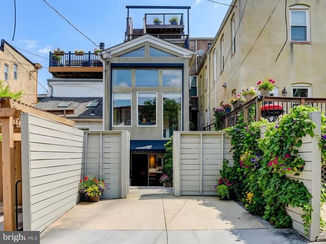 2119 E LOMBARD ST E, Baltimore, MD 21231