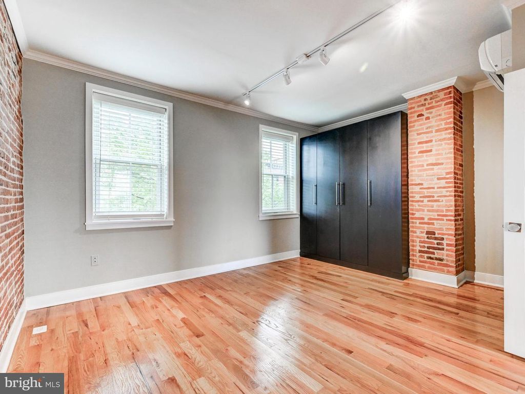 Image 32 of property listing at 2119 E LOMBARD ST E, Baltimore, MD 21231
