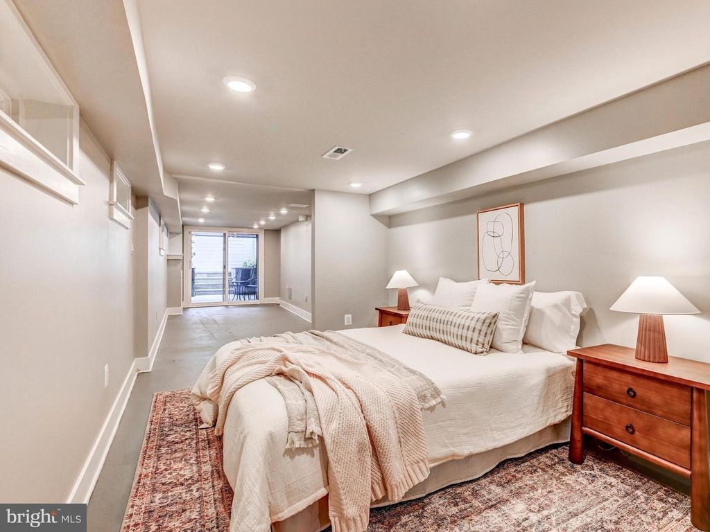 Image 36 of property listing at 2119 E LOMBARD ST E, Baltimore, MD 21231