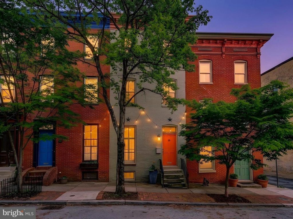 Image 50 of property listing at 2119 E LOMBARD ST E, Baltimore, MD 21231