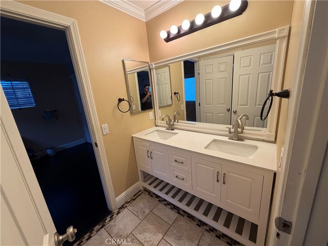 32044 Cypress, Castaic, CA 91384