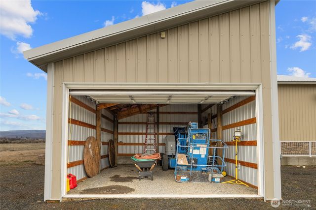 2420 Colockum Road, Ellensburg, WA 98926