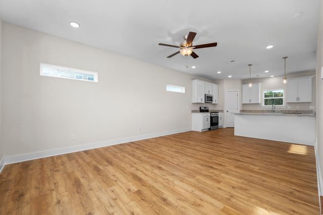 639 Vrabel Rd, Murfreesboro, TN 37130