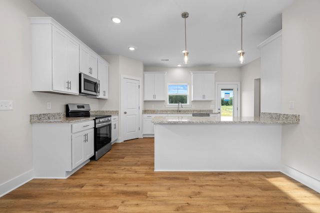 639 Vrabel Rd, Murfreesboro, TN 37130