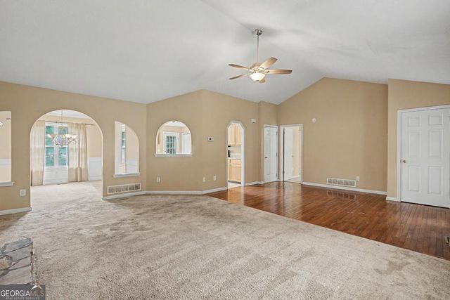 138 Paradise Pointe, Douglasville, GA 30134