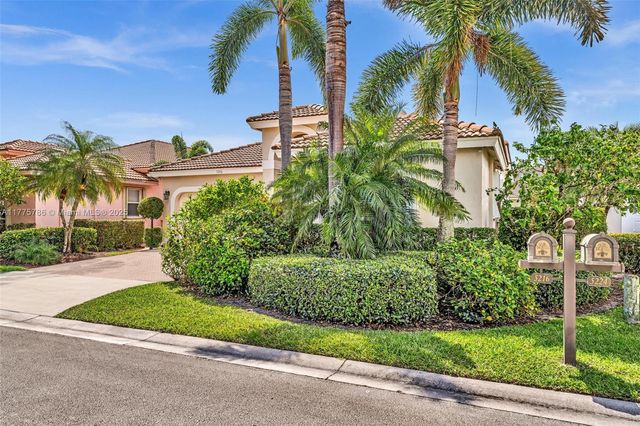 5216 Ventura Dr, Delray Beach, FL 33484