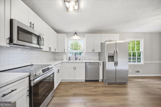 1792 Wesley Way, Conyers, GA 30012