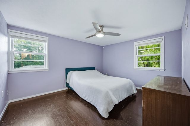 1015 Norwood Drive SE, Cedar Rapids, IA 52403