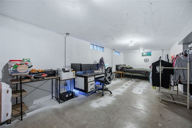 1015 Norwood Drive SE, Cedar Rapids, IA 52403