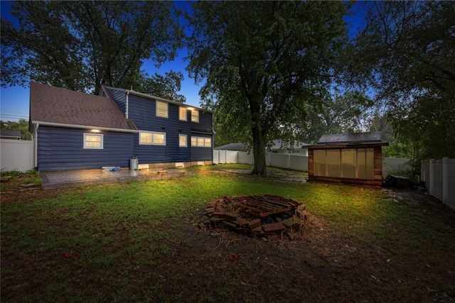 1015 Norwood Drive SE, Cedar Rapids, IA 52403
