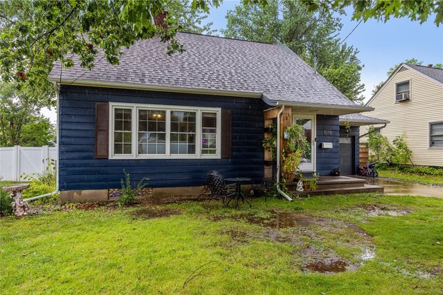 1015 Norwood Drive SE, Cedar Rapids, IA 52403