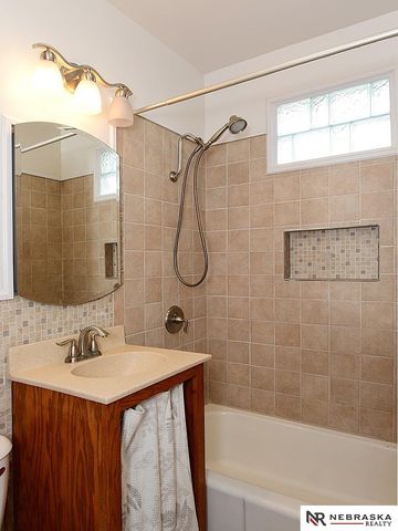 1439 Phelps Street, Omaha, NE 68107