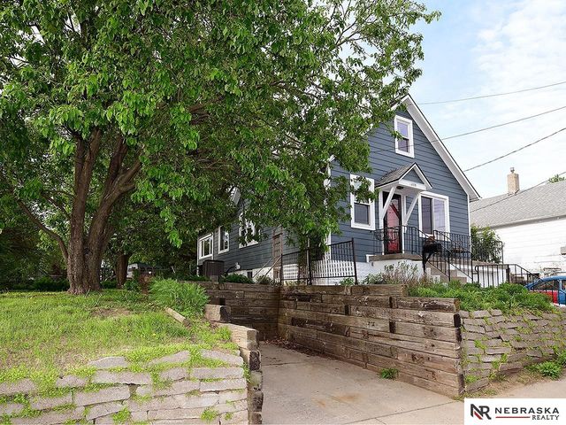 1439 Phelps Street, Omaha, NE 68107