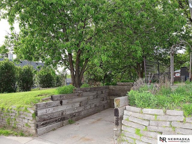 1439 Phelps Street, Omaha, NE 68107