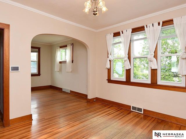 1439 Phelps Street, Omaha, NE 68107
