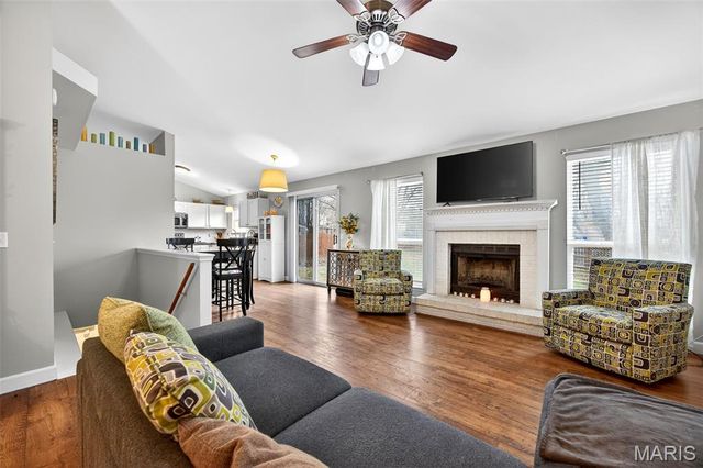 7 Butternut Stage Court, St Peters, MO 63376