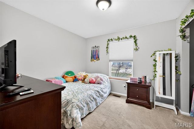 7 Butternut Stage Court, St Peters, MO 63376