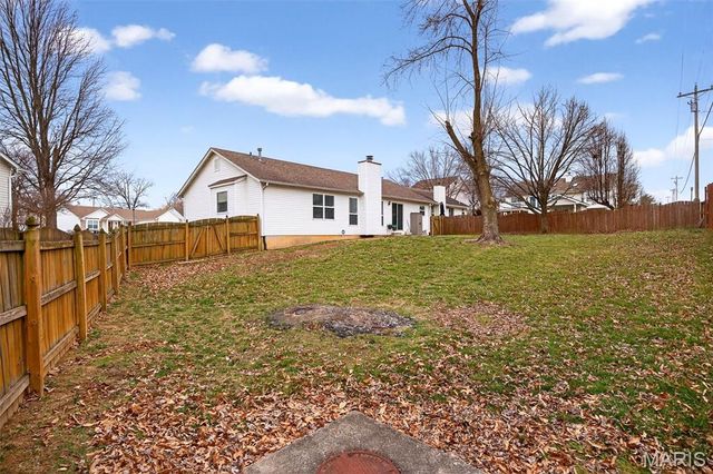 7 Butternut Stage Court, St Peters, MO 63376