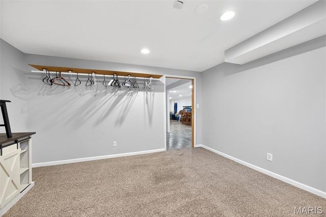 7 Butternut Stage Court, St Peters, MO 63376