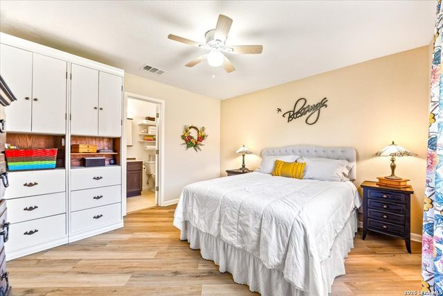 5522 Christina Path, San Antonio, TX 78247