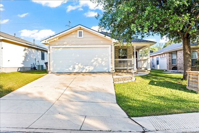 5522 Christina Path, San Antonio, TX 78247