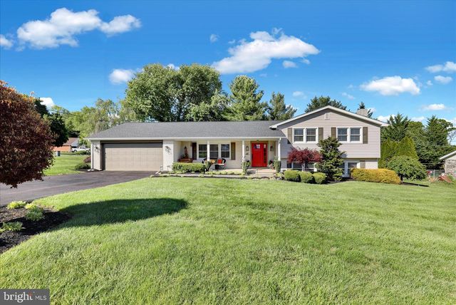 45 MAST RD, Oley, PA 19547
