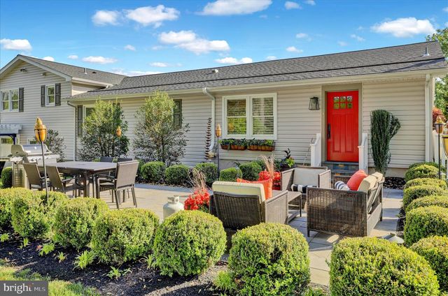 45 MAST RD, Oley, PA 19547