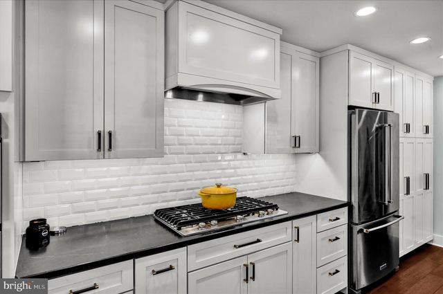 45 MAST RD, Oley, PA 19547