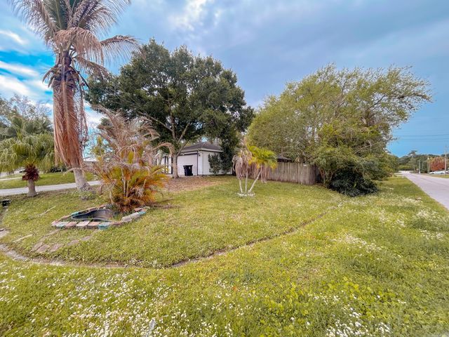 1898 SW Lofgren Avenue, Port St. Lucie, Port St Lucie, FL 34953