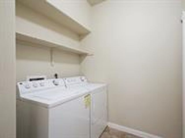 8521 Wood Stork DR, Austin, TX 78729