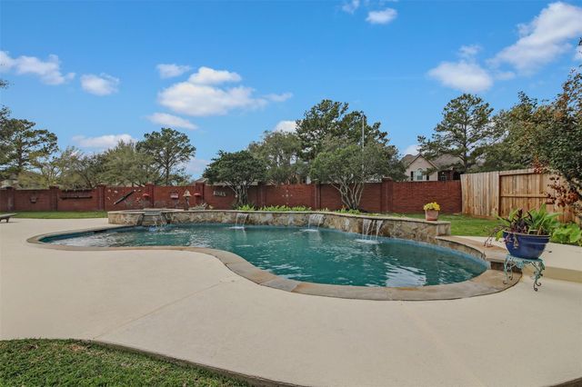 16506 Shady Canyon Court, Houston, TX 77095