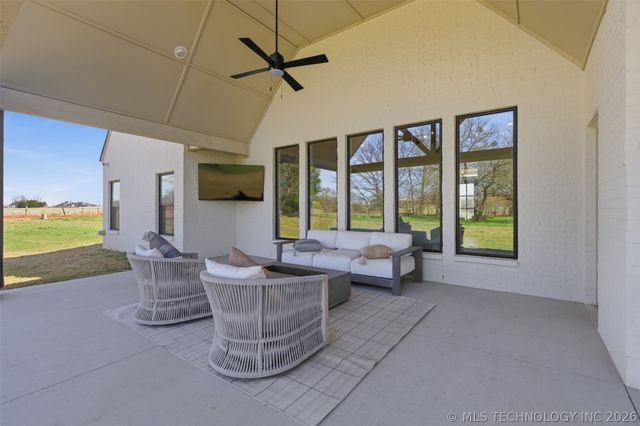 5501 E 174th Street S, Bixby, OK 74008
