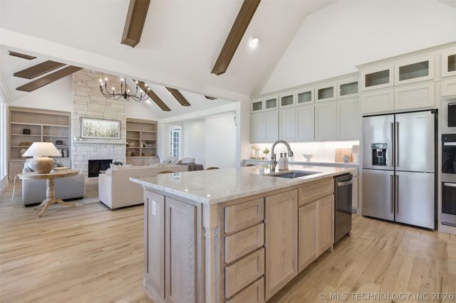 5501 E 174th Street S, Bixby, OK 74008
