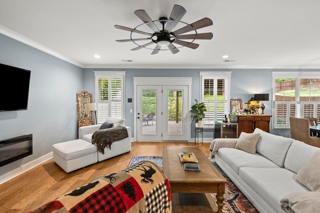 637 Lullwater Road, Chattanooga, TN 37405