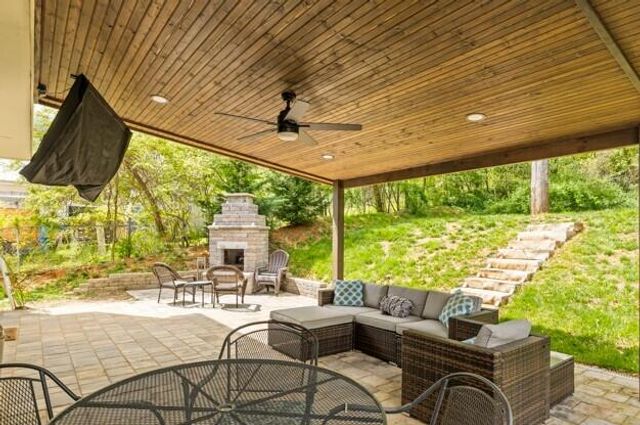 637 Lullwater Road, Chattanooga, TN 37405