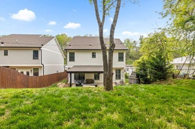 637 Lullwater Road, Chattanooga, TN 37405