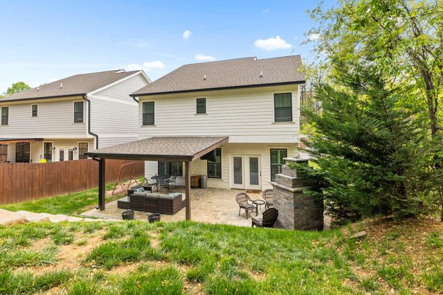 637 Lullwater Road, Chattanooga, TN 37405