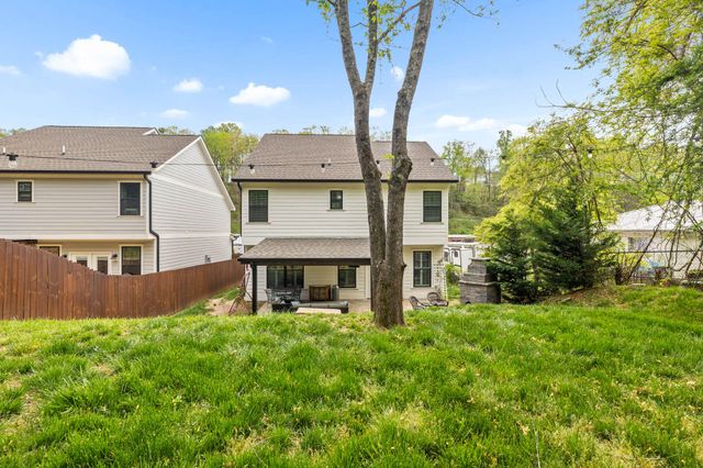 637 Lullwater Road, Chattanooga, TN 37405