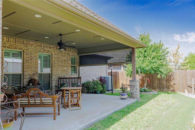 213 Windy Glen Drive, Decatur, TX 76234